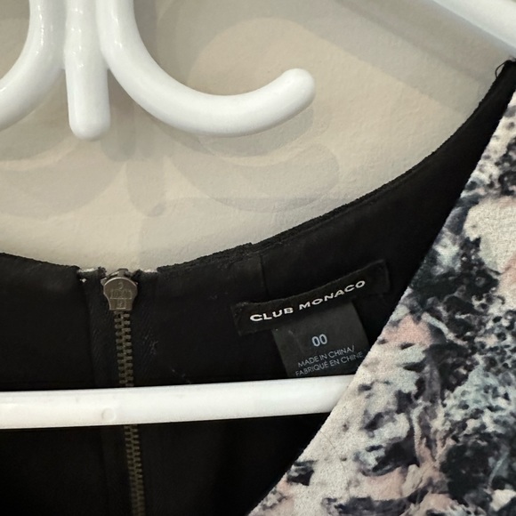 Beautiful Club Monaco wedding guest dress! Pockets! - Picture 3 of 3